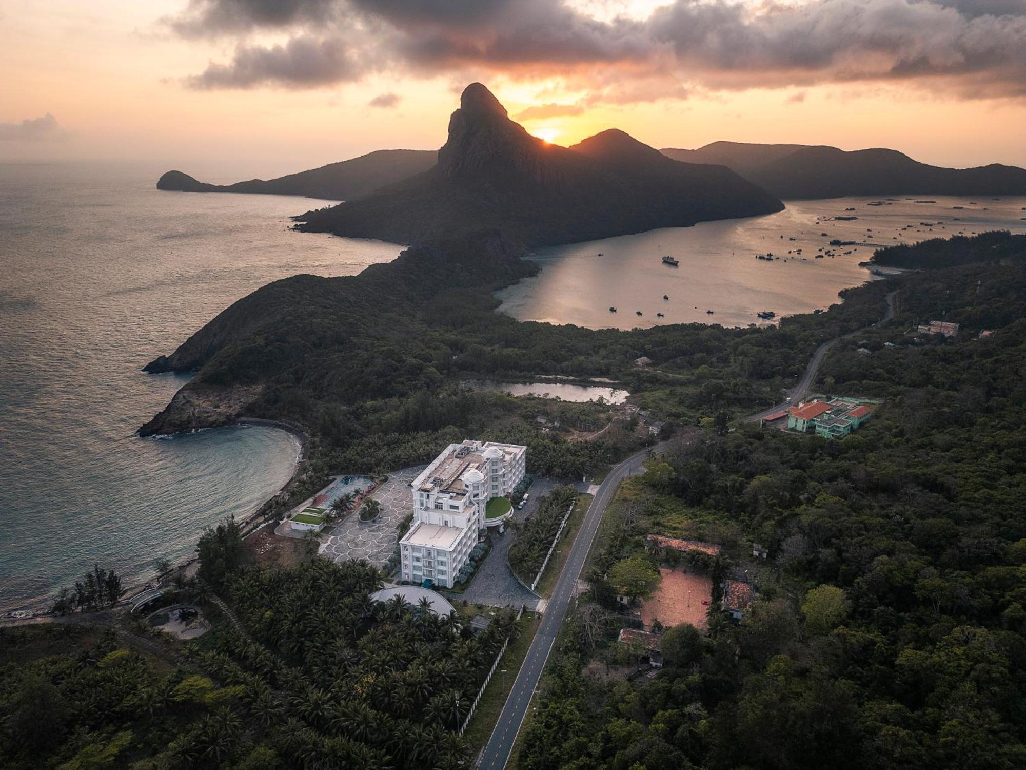 Orson Hotel & Resort Con Dao Chi Khu Co Ong Bagian luar foto
